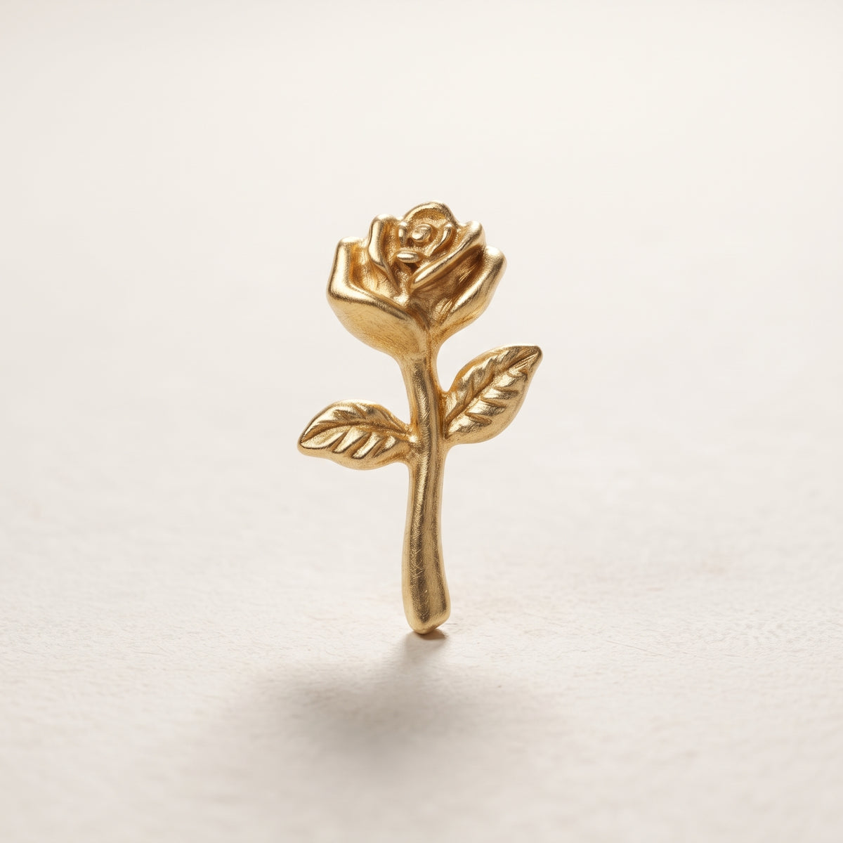 charm - rosa dourada