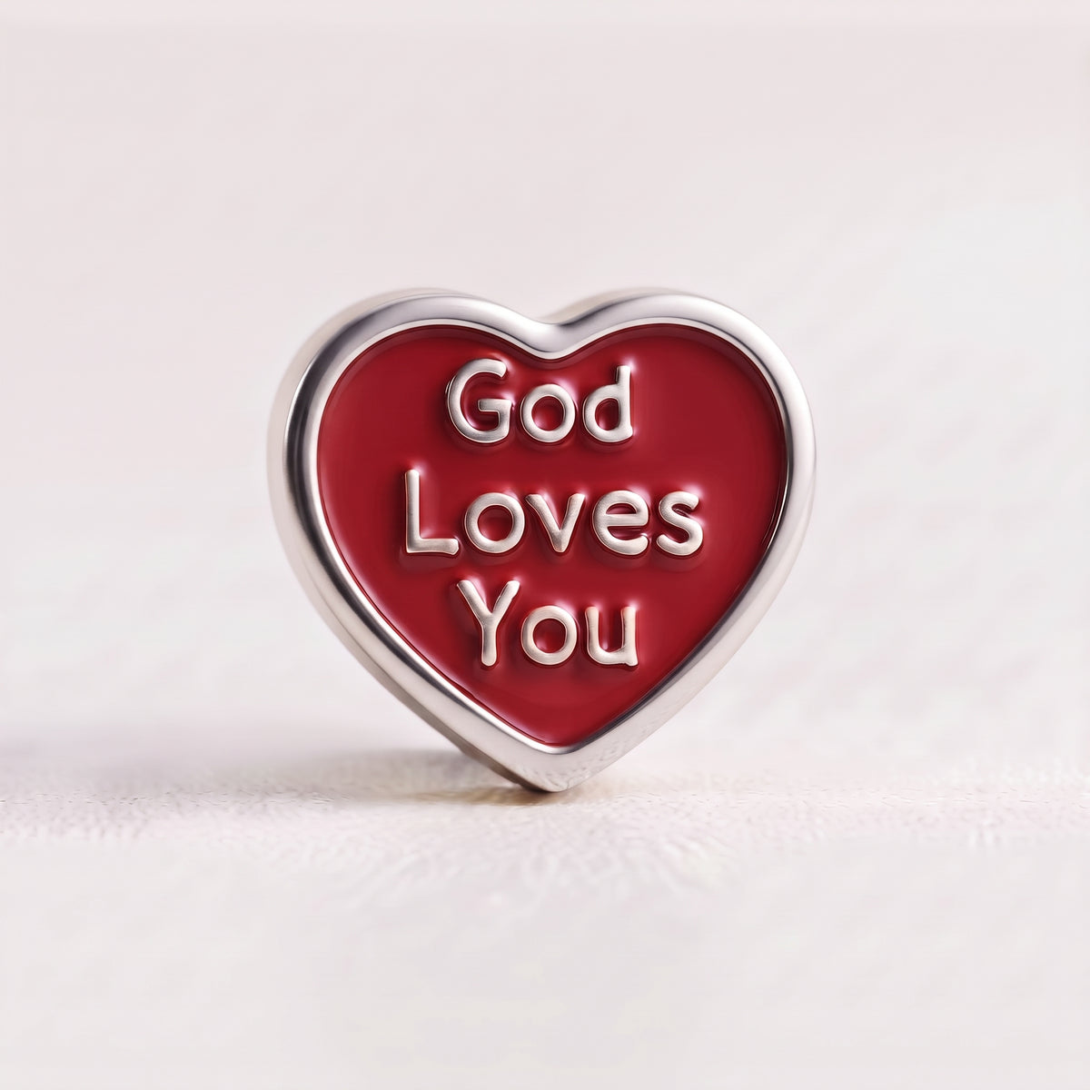 Charm - Coração God Loves you Prata